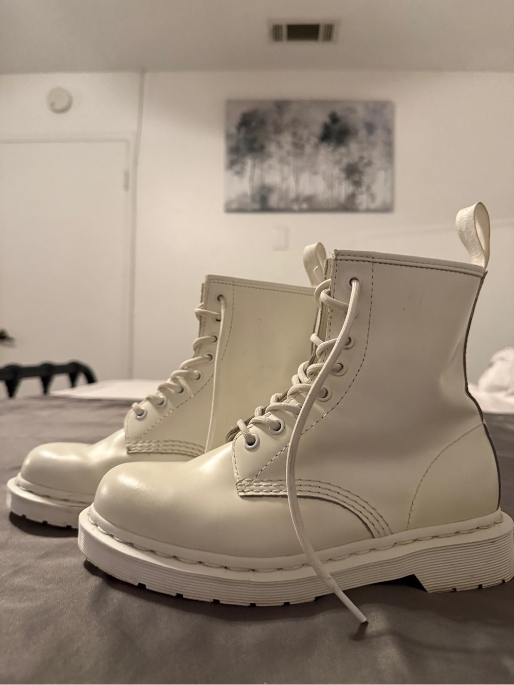Women's Cream Lace-Up Dr Martens Boots